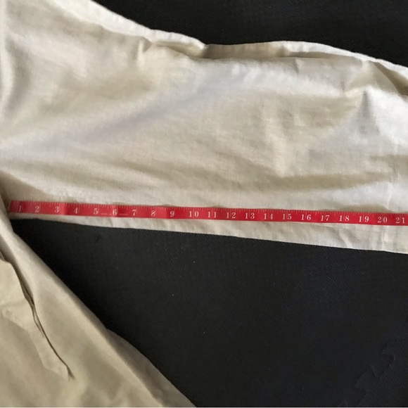 NWT never worn Lili Bleu wide leg linen pants w/built in sash belt. - Picture 4 of 8